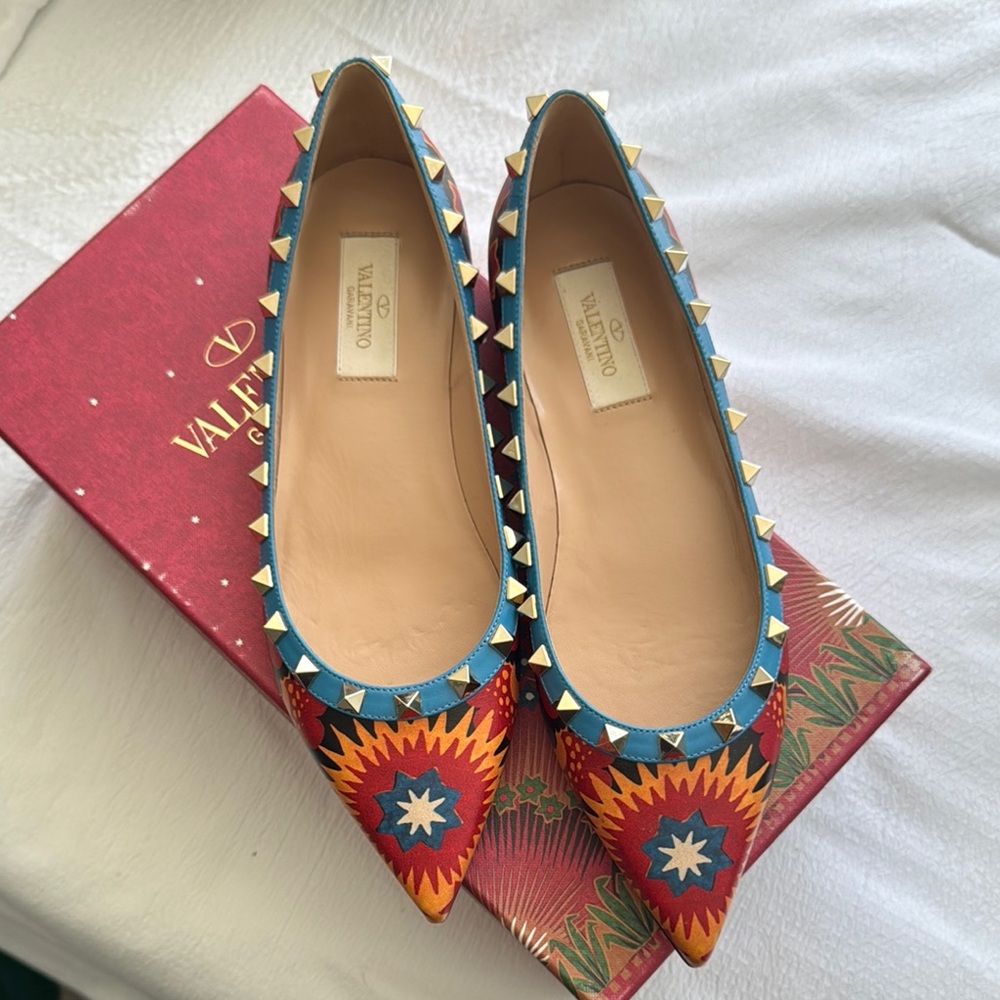 Valentino Red and Blue Flats with Geometric Design (BRAND NEW)